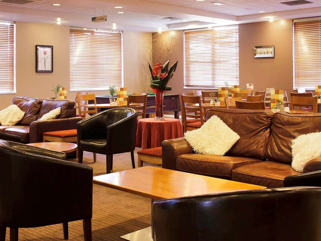 Ibis Cardiff Gate - International Business Park Hotel Restaurant foto